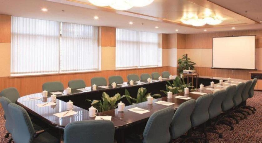 Tian Cheng Hotel Jin Jiang Shanghaj Zewnętrze zdjęcie